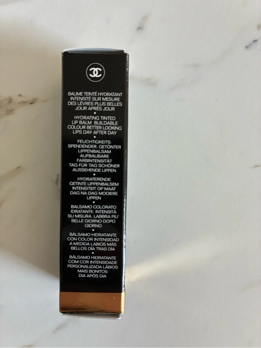CHANEL Rouge Coco Baume 762 Raspberry Kiss - Black & White Packaging